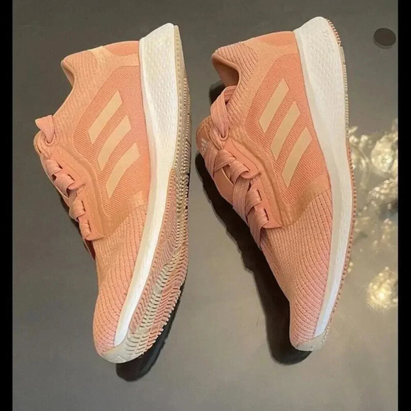 NEW!! Women’s adidas Edge Lux 4 Primegreen Blush Pink SAMPLE Prototype Size 7 - Picture 2 of 9